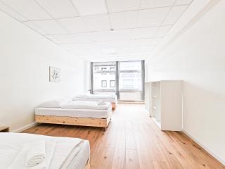 RAJ Living - City Center Apartments with 5 Rooms - 10 Min Messe DUS - Düsseldorf - 3