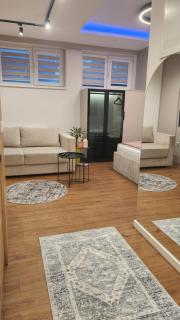 Apartmani Dobrinja--Big bathroom-Free parking - Sarajevo - 3