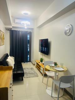 Athena Suite near Mall of Asia - Manila - 9