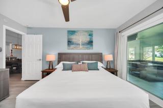 Waterfront 3Bed in The Villages - 7