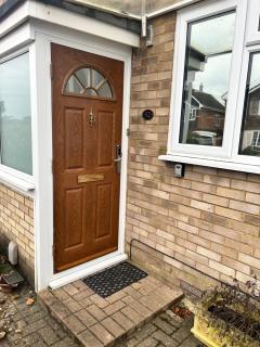 Beaconsfield House, Modern, recently refurbished, self check-in, free parking and near Luton Airport - Luton - 8