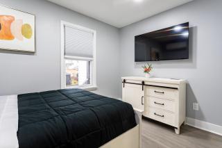 Comfort Meets Style 3BR Plus Parking - New Rochelle - 6
