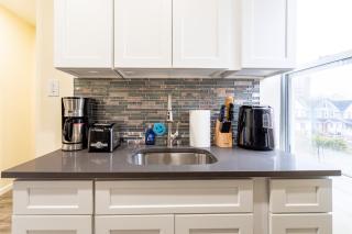 Upscale Super LUX Private 2br Near NYC - New Rochelle - 3
