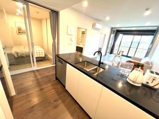 A modern cosy home near highway - 4