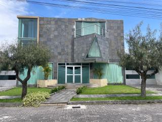 El palacio de Cristal - Sangolquí - 0