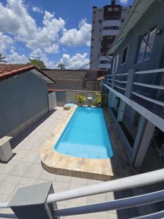 Edícula completa com piscina - 8
