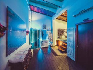 Attractive cottage with private garden - 5