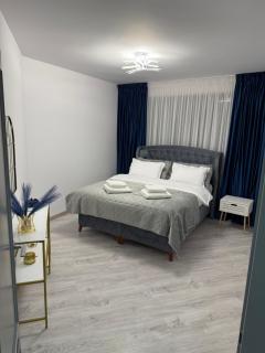 Luxury 2 Bedroom Apartment - Suceava - 1