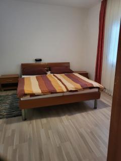 Wohnung für 4 Personen im EG - Ražanac - 1