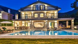 Oludeniz 4 Bedroom Luxury Villa - Private Pool and Garden - 6