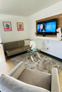 Stylish Escape by Miami International Airport - Miami - 2