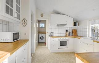 Beautiful Home In Ølsted With Wifi - Ølsted - 4