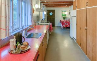 7 Bedroom Awesome Home In Ørum Djurs - - 2