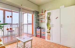 Awesome Apartment In Torremolinos - Torremolinos - 9