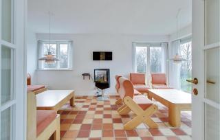 Nice Home In Humble With Sauna - 1