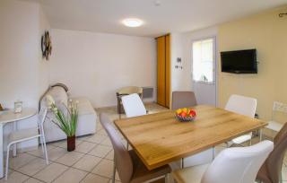 2 Bedroom Amazing Home In Chassiers - Chassiers - 2