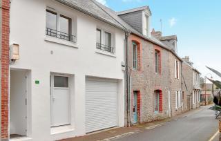 1 Bedroom Cozy Apartment In Carolles - Carolles - 0