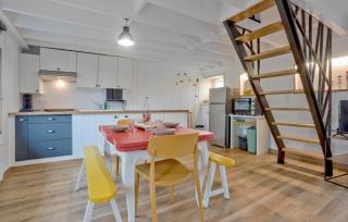 1 Bedroom Cozy Apartment In Carolles - 9