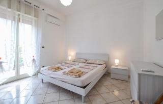 2 Bedroom Awesome Apartment In Capaci - Capaci - 5