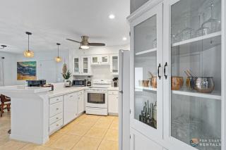 Dog Friendly Home with Private Fenced Zen Yard & Fire Pit! STEPS to the Beach! - Chicken Island - 8