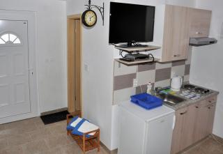 Apartments Oasis - Veli Rat - 8