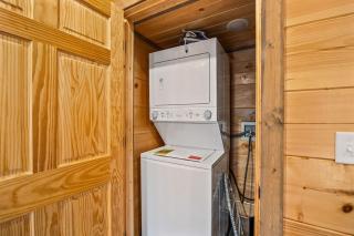 2 turns from Dollywood & Soaky Mountain!, 2 bedroom, 2 bath cabin! - Sevierville - 4