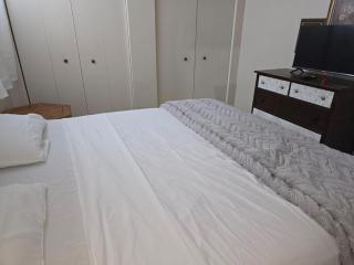 2 bedroom next to Golf Course - 2