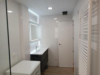 Entre Castillo y Catedral 2VUT09734 - Burgos - 3
