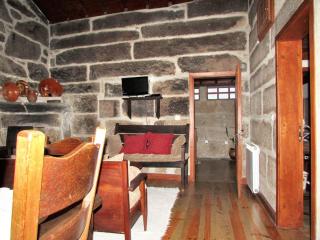 Charming house with fireplace, mountain view, Ponte da Barca - Pedras de Moledo - 8