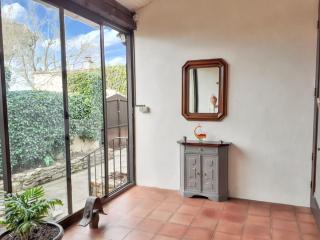 Maison avec piscine privée à Caromb, idéale pour famille - 2