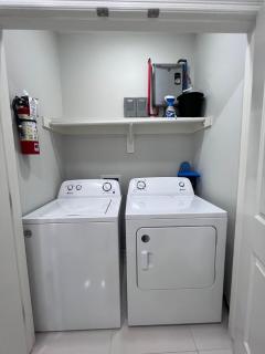 3BR Home Located In Uptown Edinburg - Edinburg - 2