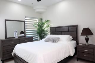 3BR Home Located In Uptown Edinburg - Edinburg - 7