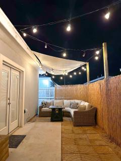 3BR Home Located In Uptown Edinburg - Edinburg - 0