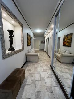 Elegant 5 bedr apartment with sauna in the centre, near Viru and Old Town, with private parking - 9