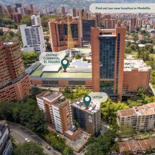 Stylish Stay with Private Views in Medellín 310 - 7
