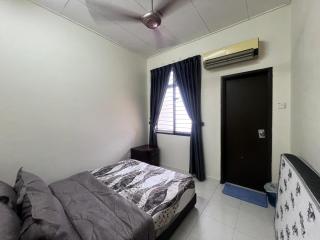 S73 mini theatre pool table 14 pax - Johor Bahru - 6