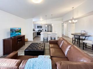 Bark and Bike Abode home - 9