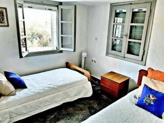 House with sea view in Porto Heli, fireplace and garden - 2