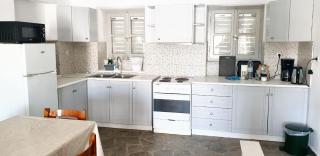 House with sea view in Porto Heli, fireplace and garden - 6