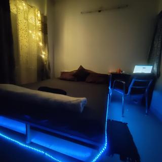Lakeview Balcony Room - Bangalore - 7