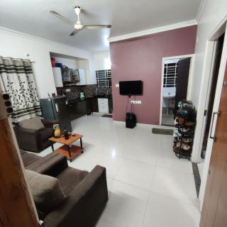 Lakeview Balcony Room - Bangalore - 6