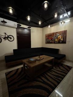 Cafe Theme 2 Bedroom Apartment , Family Friendly - Rawalpindi - 6