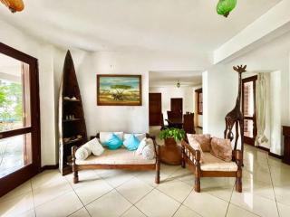 VITA'S Beach House - Ukunda - 3