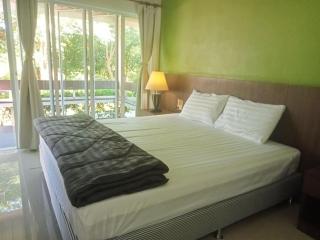 Rim Haad Villa and Camping Space - 7