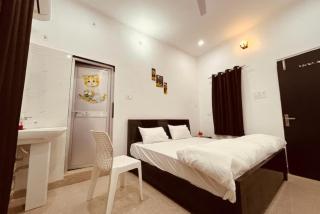 Hotel Ashoka Aashram Near Shri Ram Janmabhoomi - Prime Location With Luxury and Spacious Room - Book Now - Ayodhya - 8