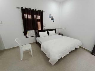 Hotel Ashoka Aashram Near Shri Ram Janmabhoomi - Prime Location With Luxury and Spacious Room - Book Now - Ayodhya - 6