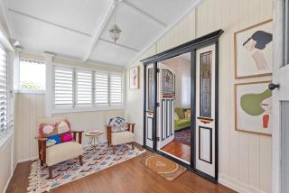 A Colourful Life 4Bed-2Bath-1Car - Queenslander - 7