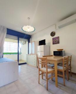 Huge terrace in the heart of Bibione for 7 guests - Bibione - 0