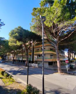 Huge terrace in the heart of Bibione for 7 guests - Bibione - 8