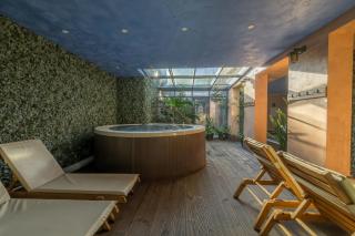 Cornelia Deluxe Residence - 2